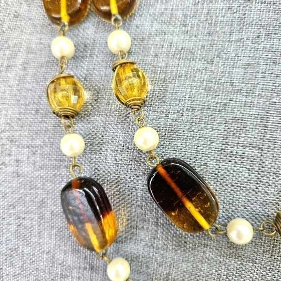 VINTAGE Amber Glass & Faux Pearl Double Strand Chunky Necklace - Picture 2 of 5